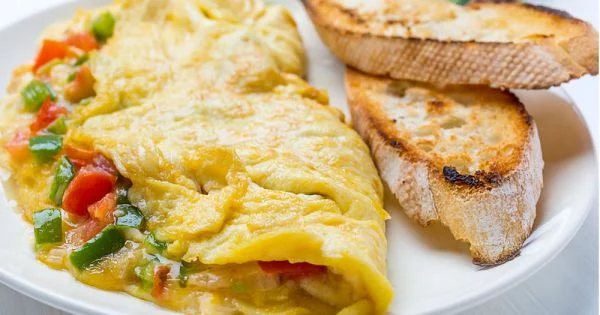 Sebzeli Kaşarlı Omlet